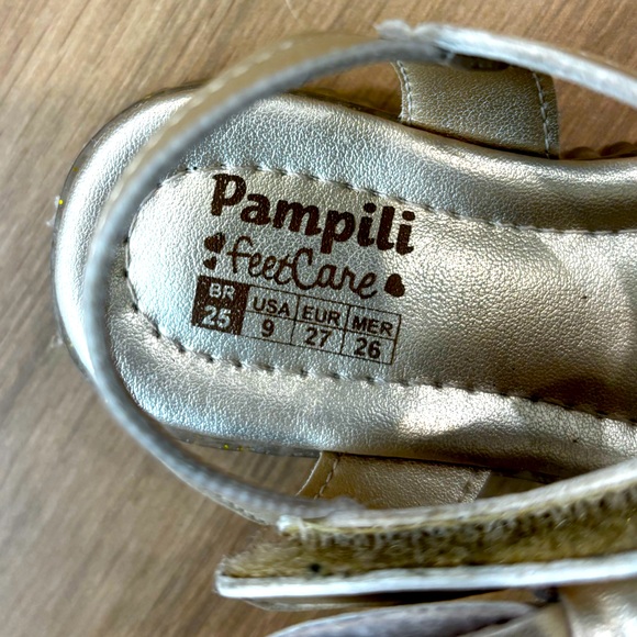 Pampili Metallic Gold Kids Sandals with Bow - Picture 3 of 3